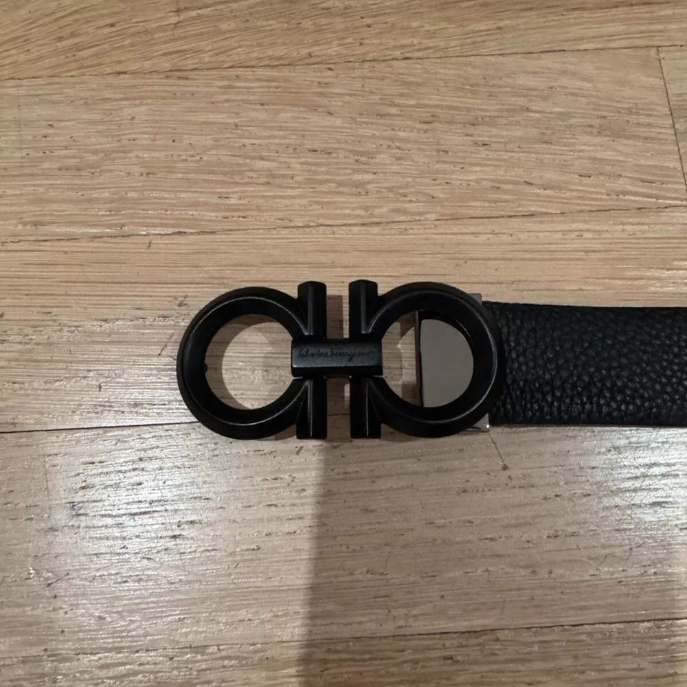 Salvatore Ferragamo Leather Belt Black